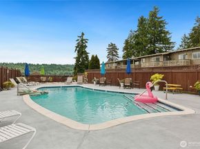 4050 W Lake Sammamish Pkwy NE 103, Redmond WA 98052