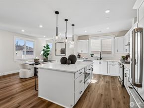 306 182ND Place SE, Bothell WA 98012