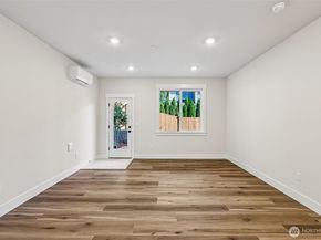 306 182ND Place SE, Bothell WA 98012