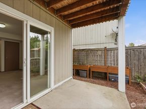 5035 Bowwood Circle NE, Bremerton WA 98311
