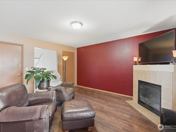 5035 Bowwood Circle NE, Bremerton WA 98311