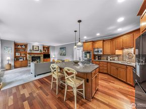 2029 240th Place SE, Bothell WA 98021