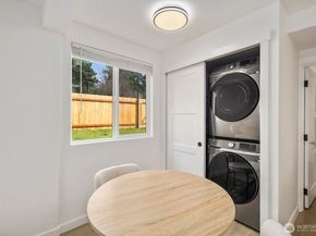 1747 NE 147th St 1, Shoreline WA 98155