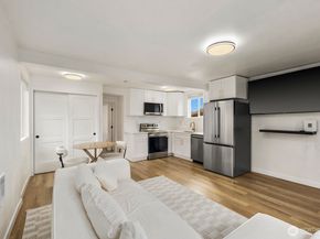 1747 NE 147th St 1, Shoreline WA 98155