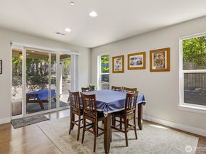7430 NE 202nd Place, Kenmore WA 98028