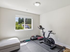 7430 NE 202nd Place, Kenmore WA 98028