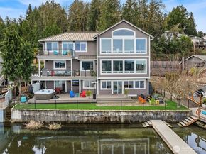 3828 W Lake Sammamish Parkway SE, Bellevue WA 98008