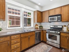 4417 28th Avenue S, Seattle WA 98108