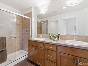 4417 28th Avenue S, Seattle WA 98108