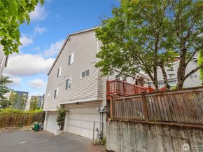 12715 35th Avenue NE A, Seattle WA 98125