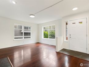 12715 35th Avenue NE A, Seattle WA 98125