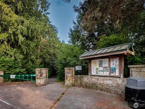 5336 SW Admiral Way, Seattle WA 98116