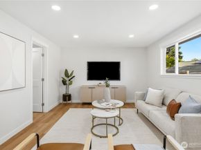 7608 140th Place NE, Redmond WA 98052