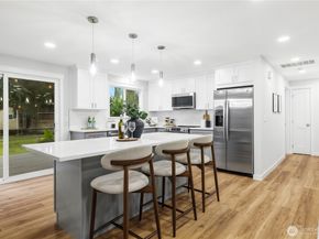 7608 140th Place NE, Redmond WA 98052