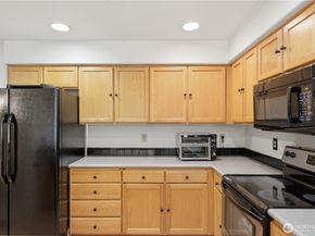 2001 120th Place SE 8103, Everett WA 98208
