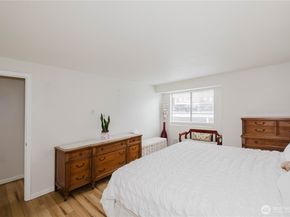 1760 W Sunn Fjord Lane F 202, Bremerton WA 98312