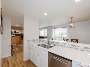 1760 W Sunn Fjord Lane F 202, Bremerton WA 98312