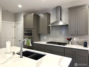19019 123rd Place SE, Renton WA 98058