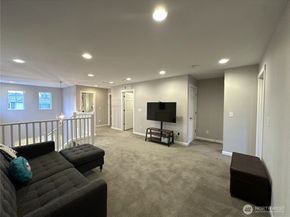 19019 123rd Place SE, Renton WA 98058