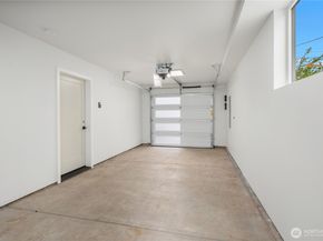 106 29th Avenue E, Seattle WA 98112