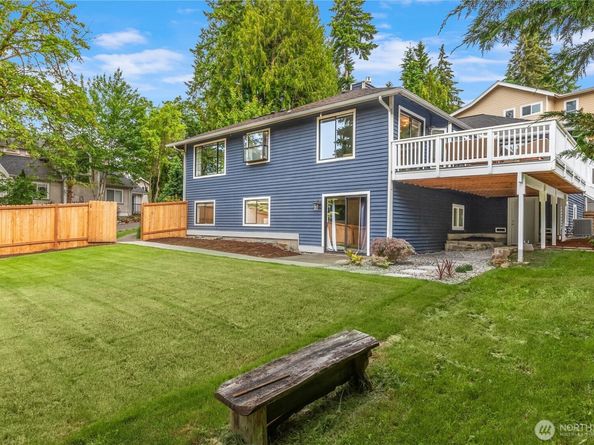 8227 NE 166th Street, Kenmore WA 98028