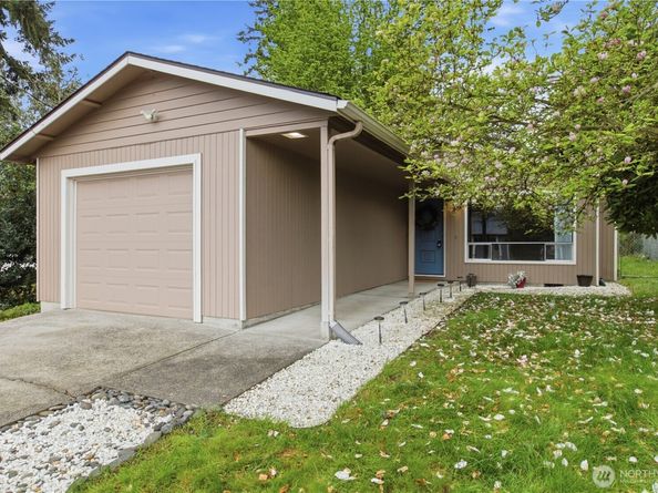 13033 31st Ave NE, Seattle WA 98125