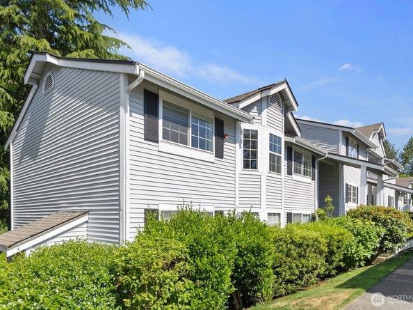 23333 Cedar Way C201, Mountlake Terrace WA 98043