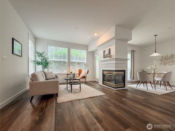 12208 NE 24th Street 124, Bellevue WA 98005
