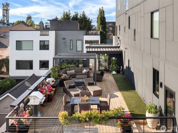 210 W Comstock Street 301, Seattle WA 98119