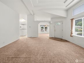 15400 SE 155th Place 1, Renton WA 98058