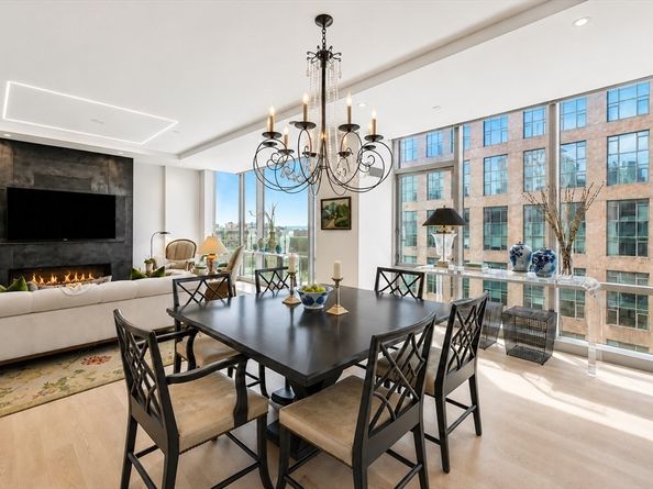 32 Traveler St 701, Boston MA 02118
