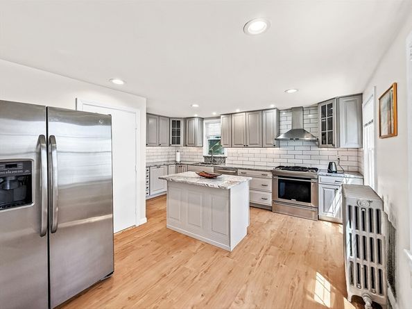 76 Baldwin Ave, Everett MA 02149