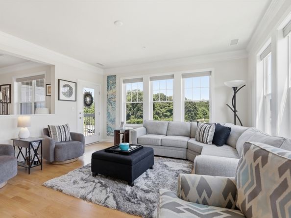 6 Overlook Dr 204, Andover MA 01810