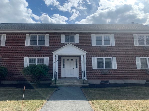 145 Emerson Gardens Rd 145, Lexington MA 02420