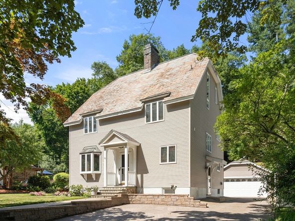 43 Laconia Rd, Worcester MA 01609