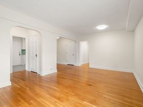 56 Garrison Rd 56, Brookline MA 02445