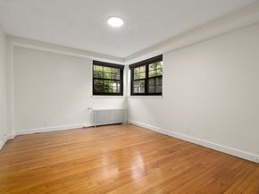 56 Garrison Rd 56, Brookline MA 02445