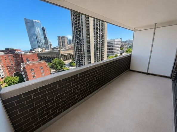 9 Hawthorne Place 12F, Boston MA 02114