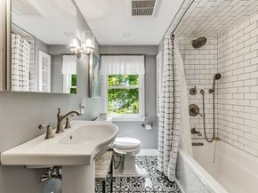 38 Berkeley St, Reading MA 01867