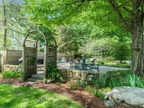 38 Berkeley St, Reading MA 01867