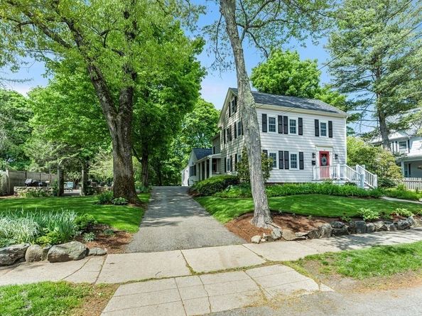 38 Berkeley St, Reading MA 01867