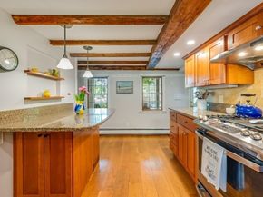 38 Berkeley St, Reading MA 01867