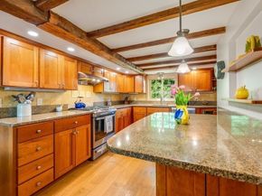 38 Berkeley St, Reading MA 01867