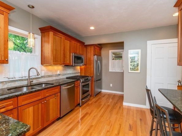 79 Redlands Rd, Boston MA 02132
