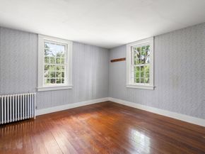 476 Cherry St, Bridgewater MA 02324