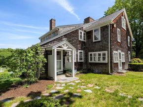 476 Cherry St, Bridgewater MA 02324