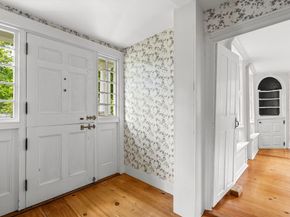 476 Cherry St, Bridgewater MA 02324