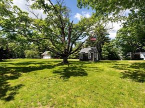 476 Cherry St, Bridgewater MA 02324