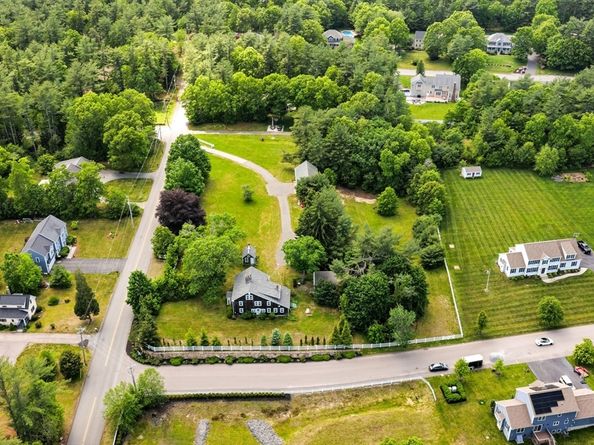 476 Cherry St, Bridgewater MA 02324