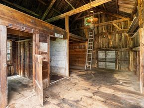 476 Cherry St, Bridgewater MA 02324